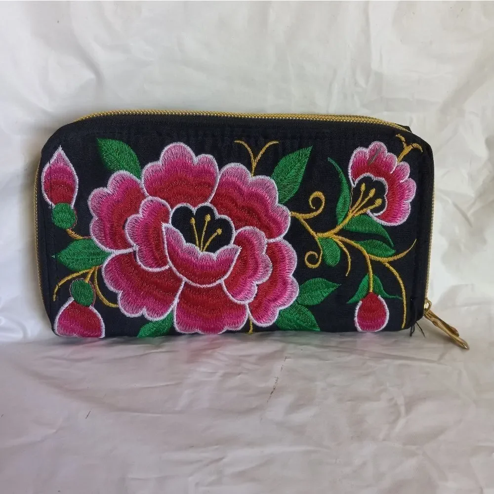 Pink Floral Embroidered Women's Wallet